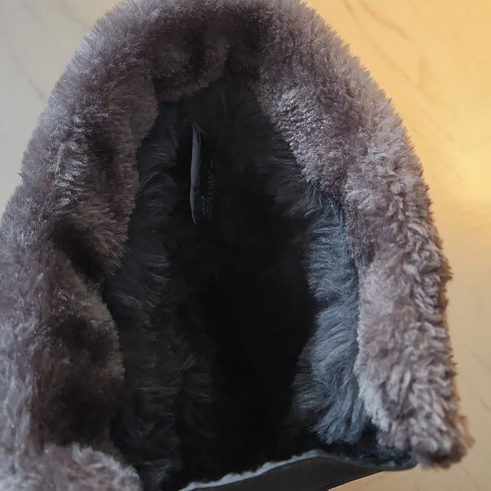Judith Sport Gray Fur-Lined Winter Boots Sz. 10 BRAND NEW, NEVER WORN!!